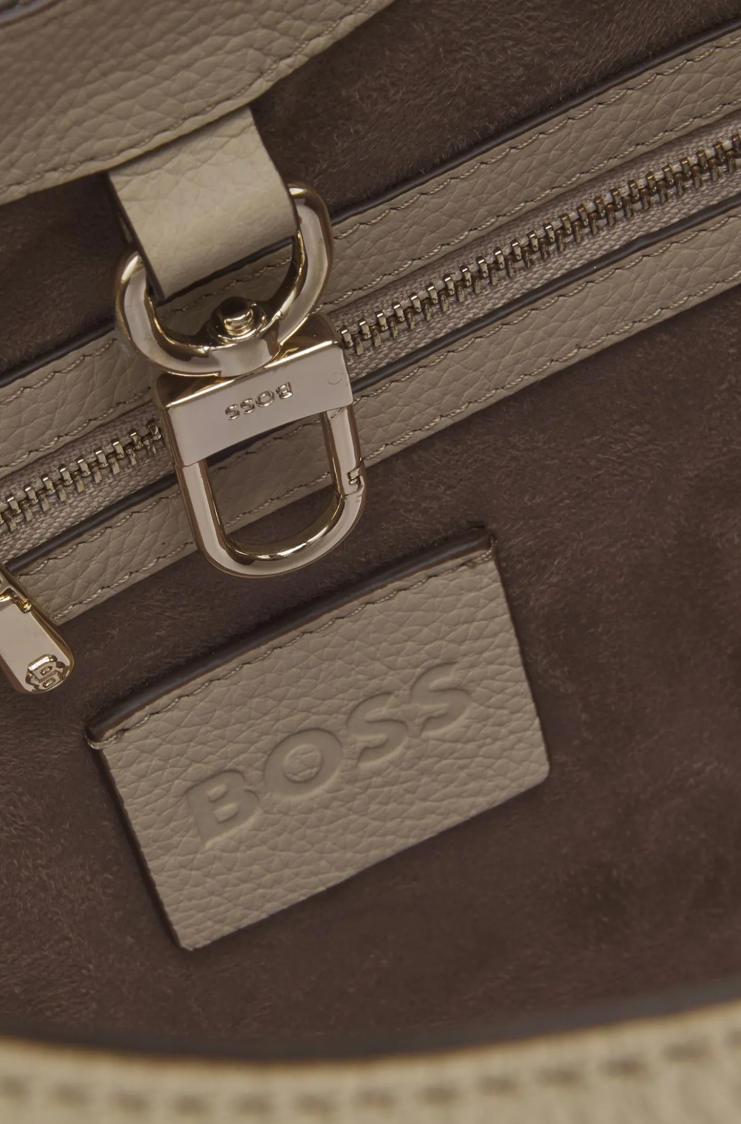 Leather tote bag with metallic logo lettering