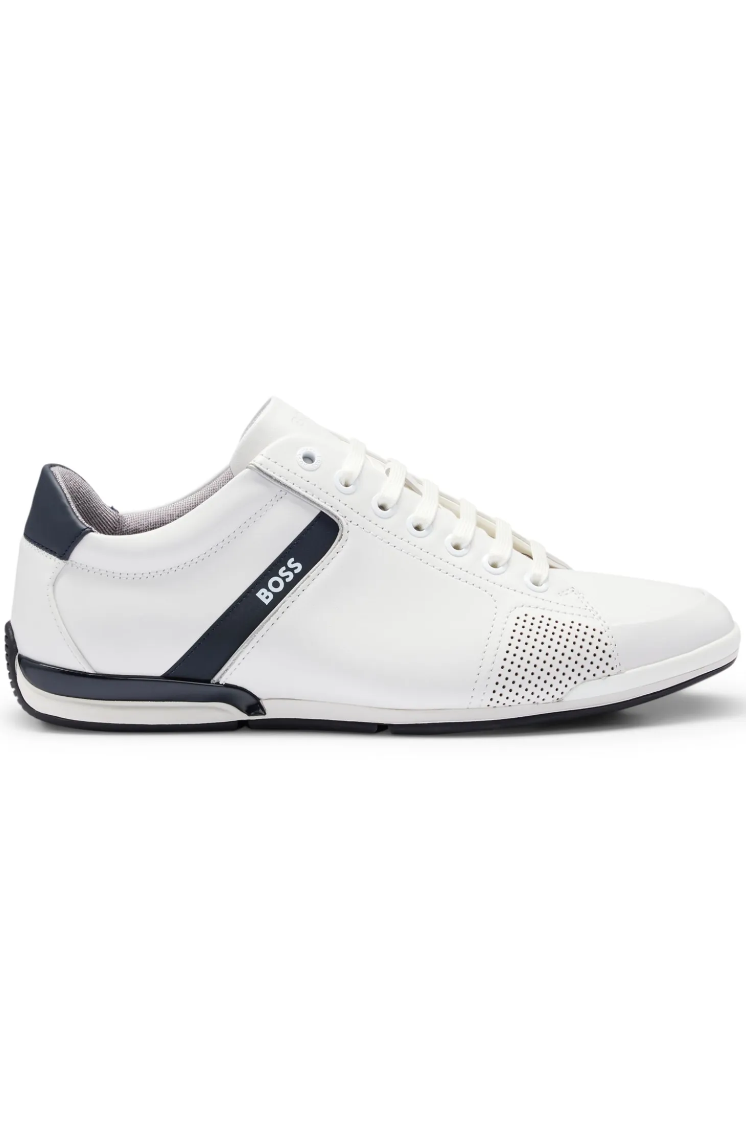 Leather trainers with odour-control lining