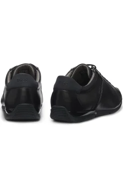 Leather trainers with odour-control lining