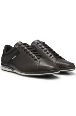Leather trainers with odour-control lining