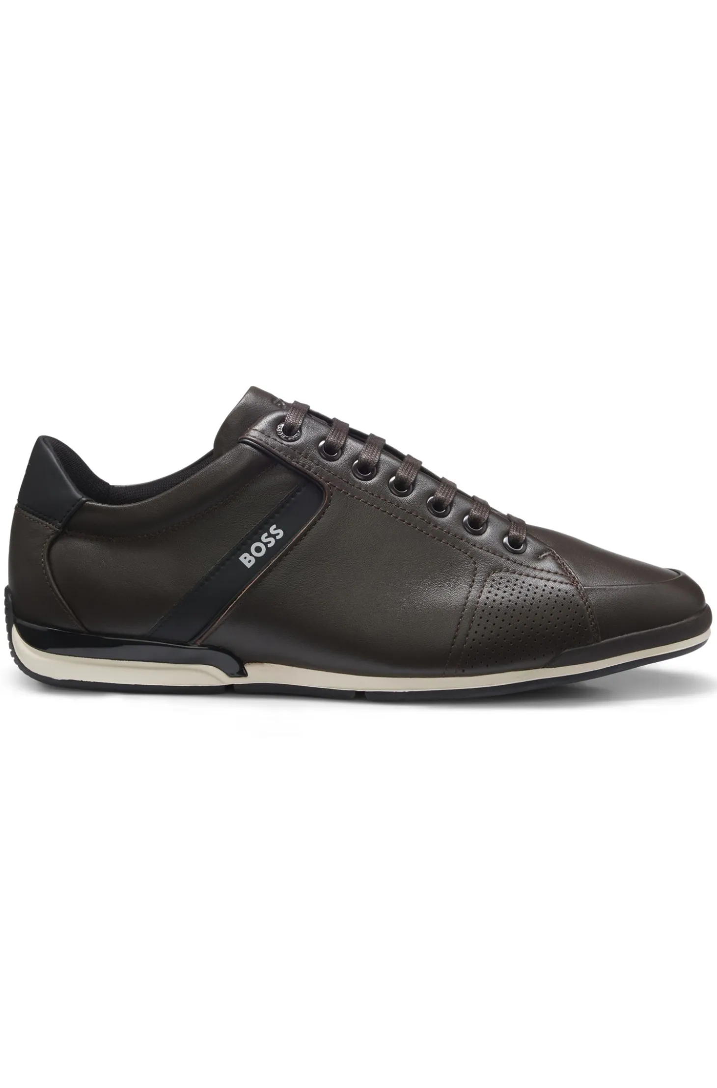 Leather trainers with odour-control lining