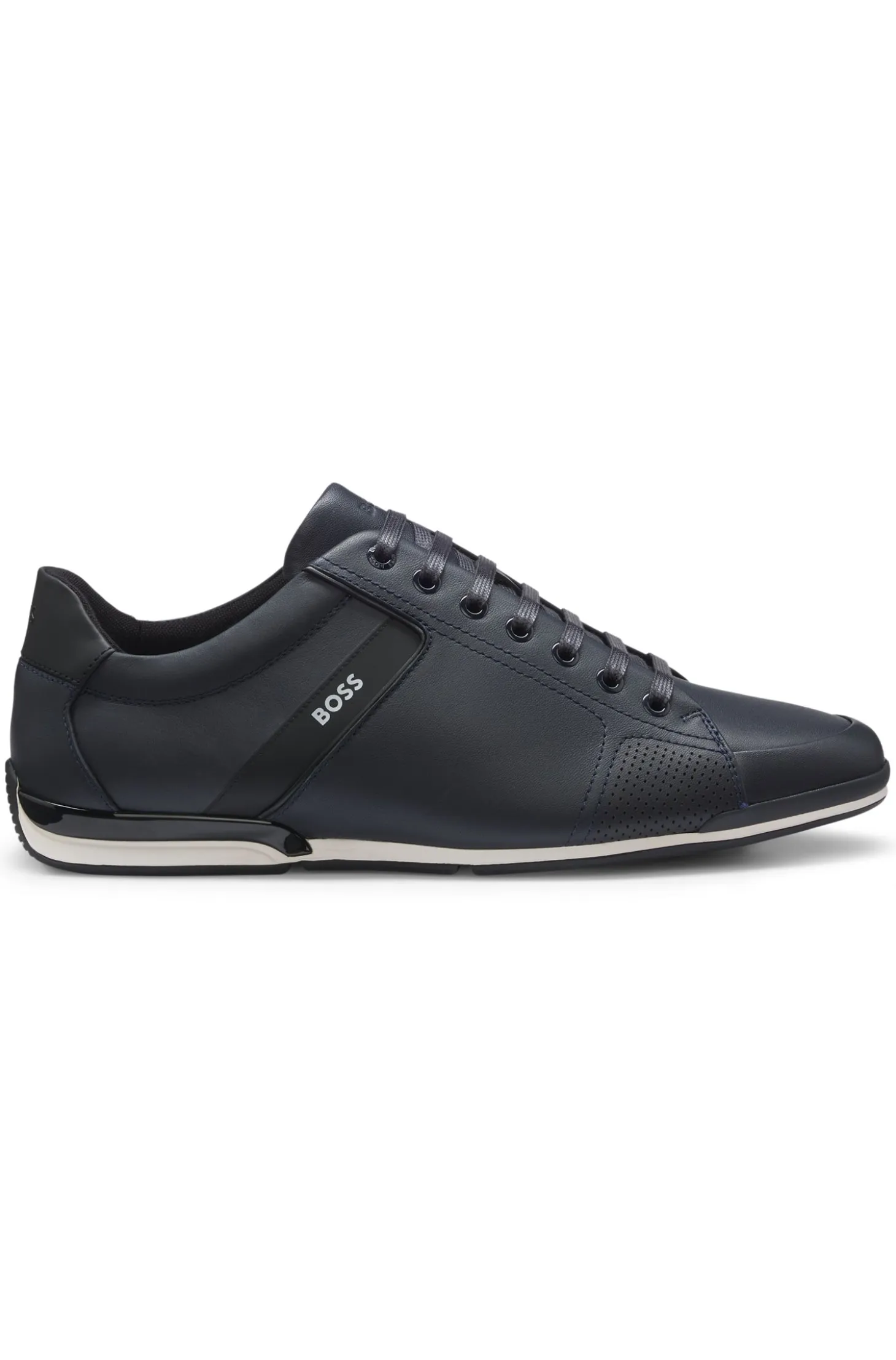 Leather trainers with odour-control lining
