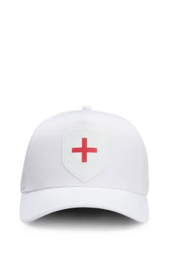 Logo cap in lustrous twill with country-flag badge