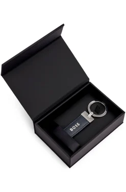 Logo key ring in navy grained leather and brass