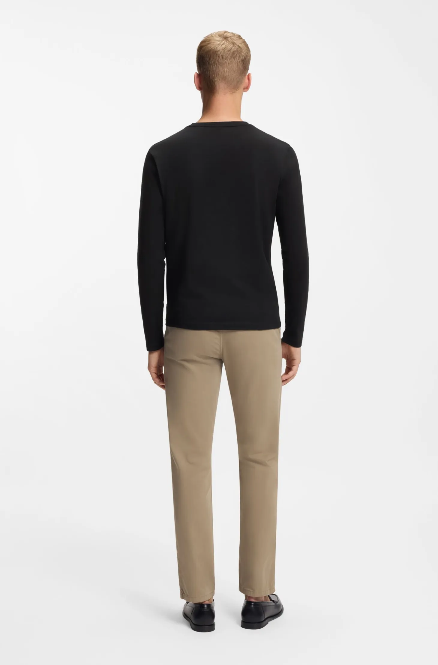 Long-sleeved T-shirt in cotton with logo patch