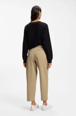 Loose-fit chinos in stretch-cotton twill