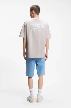 Loose-fit T-shirt in cotton with rear logo artwork
