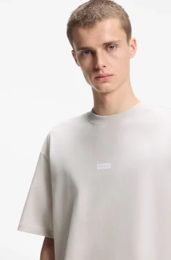 Loose-fit T-shirt in cotton with rear logo artwork