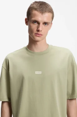 Loose-fit T-shirt in cotton with rear logo artwork