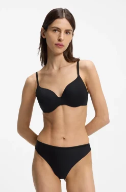Low-rise briefs with clean finishes