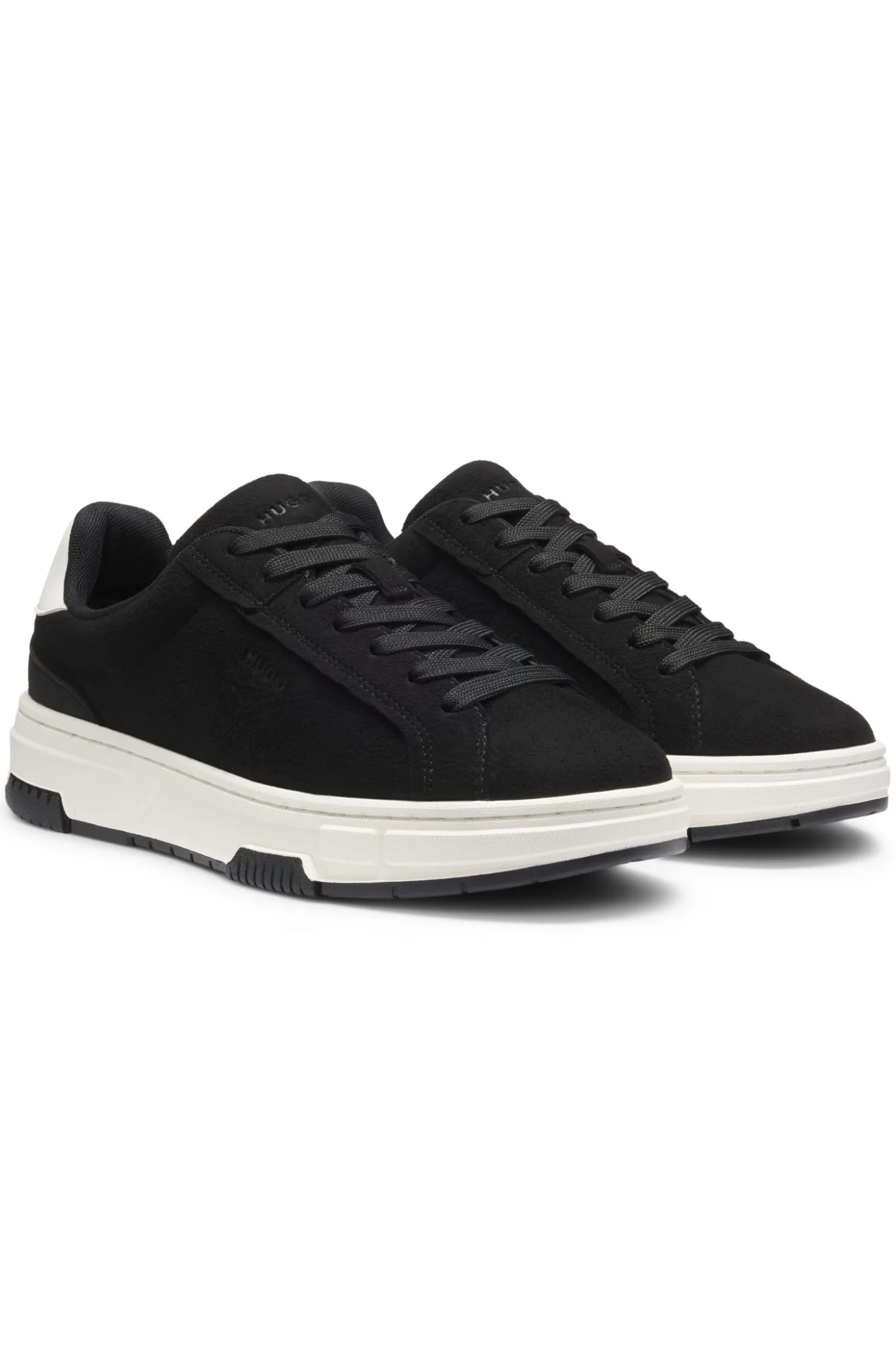 Low-top trainers in faux suede