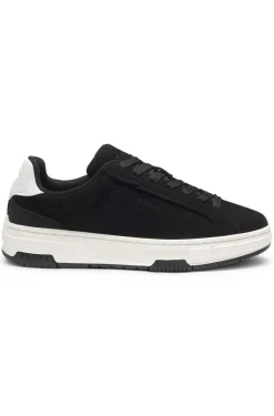 Low-top trainers in faux suede