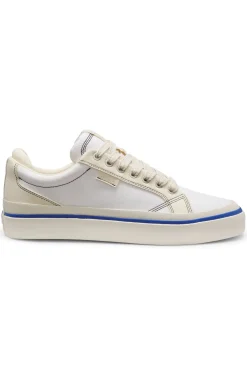 Low-top trainers with blue-line outsole