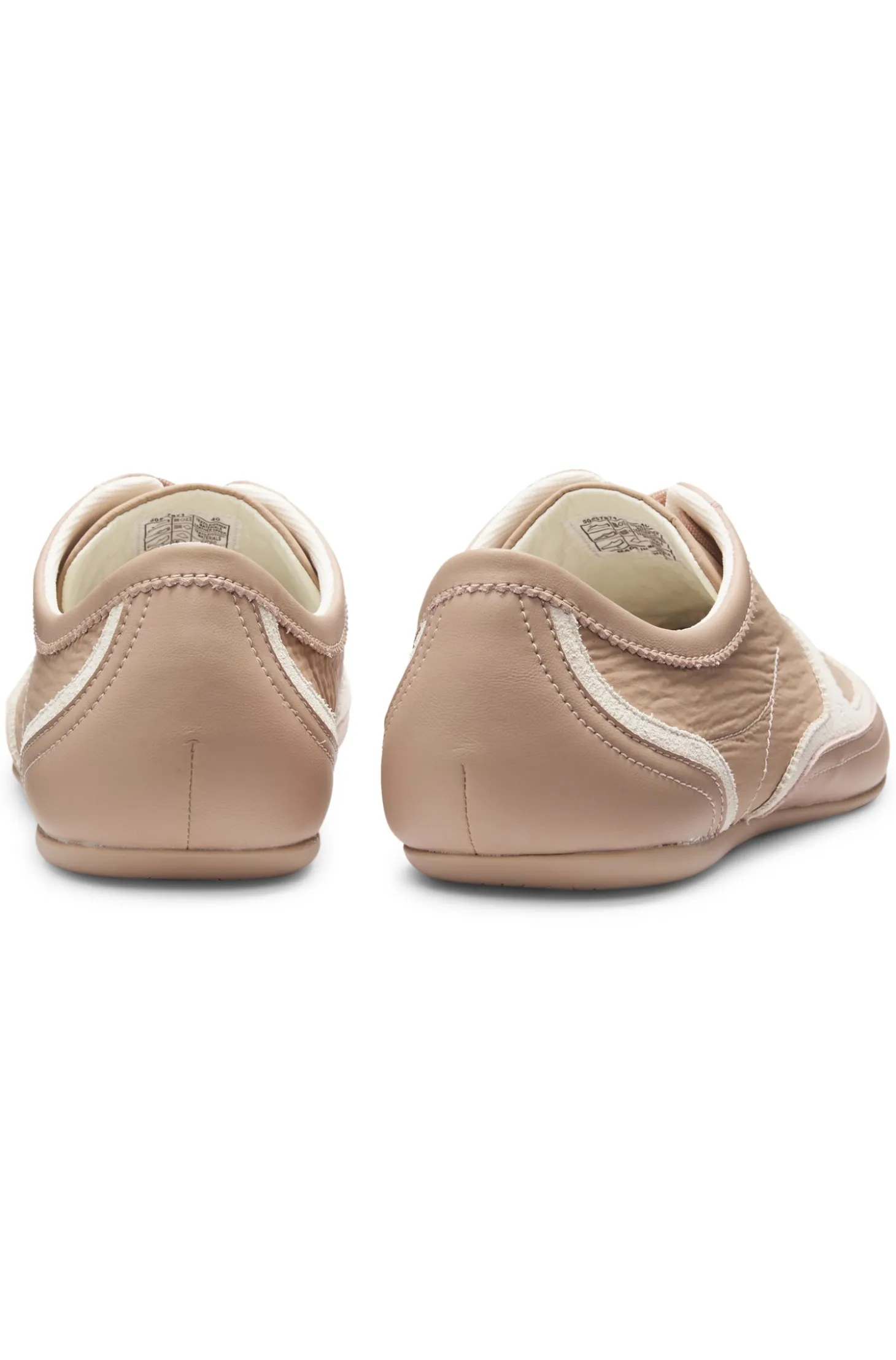 Low-top trainers with leather and suede