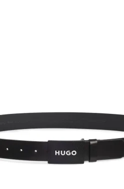 Matte leather belt with branded plaque buckle