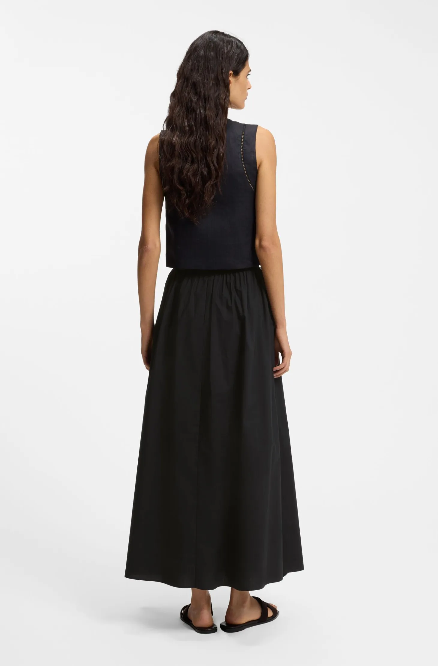 Maxi skirt in cotton poplin with eyelet belt