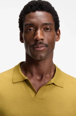 Merino-wool knit polo with Johnny collar