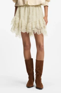 Mini skort in ruffled lace
