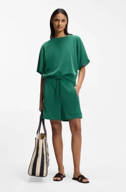 Modal-blend shorts with dividing seams