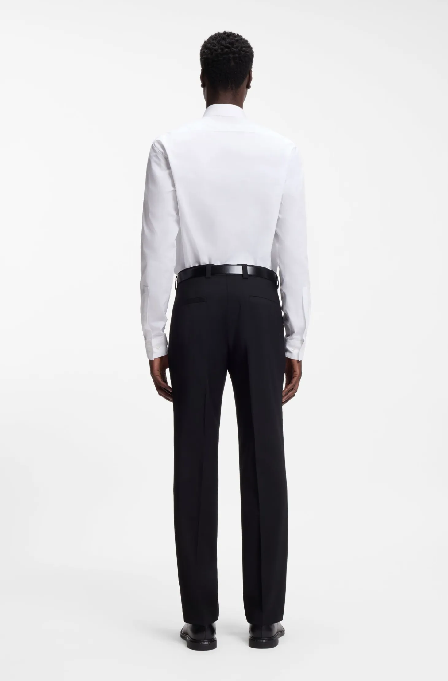 Modern-fit shirt in easy-iron cotton poplin
