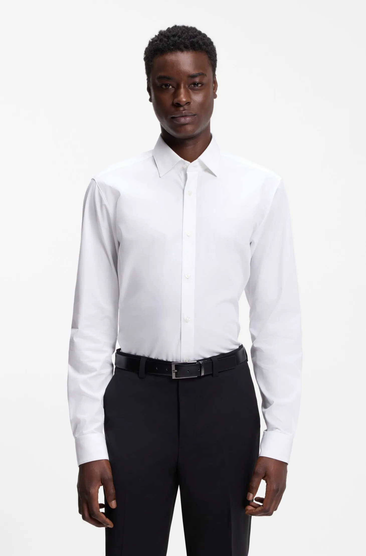 Modern-fit shirt in easy-iron cotton poplin