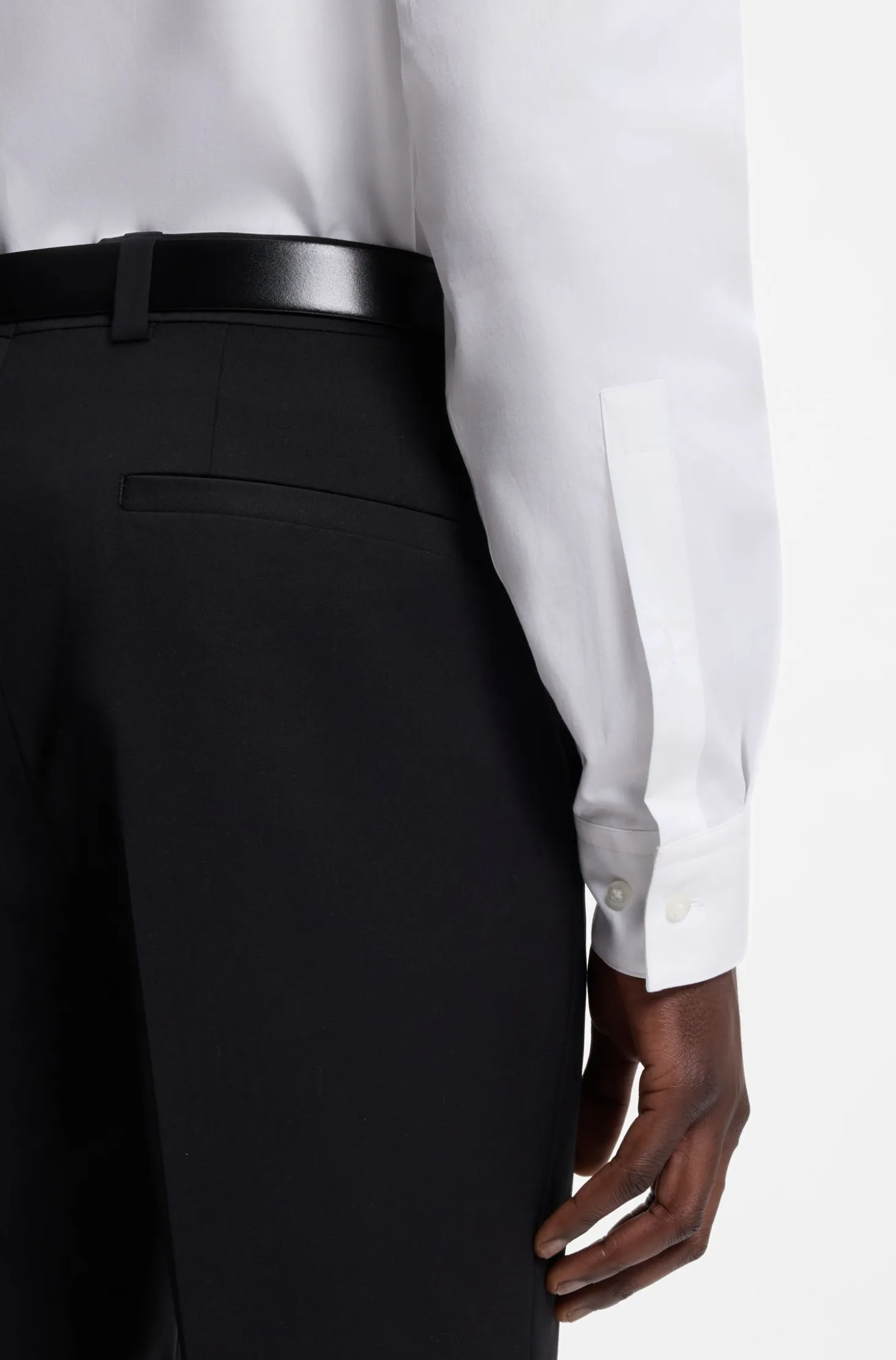 Modern-fit shirt in easy-iron cotton poplin