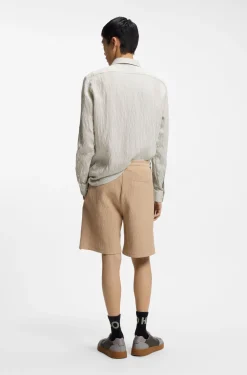 Modern-fit shirt in striped seersucker