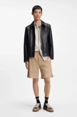 Modern-fit shirt in striped seersucker