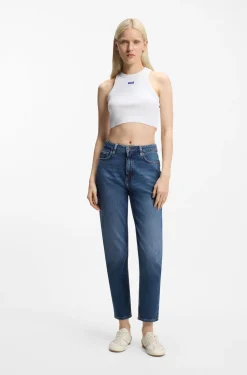 Mom jeans in medium-blue stretch denim