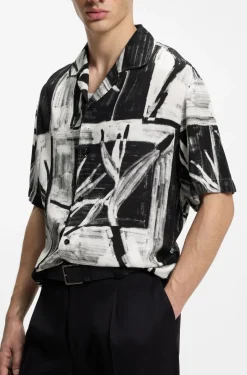 Oversized-fit printed shirt with camp collar