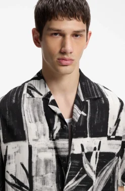 Oversized-fit printed shirt with camp collar