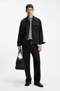 Oversized-fit shirt with zip closure