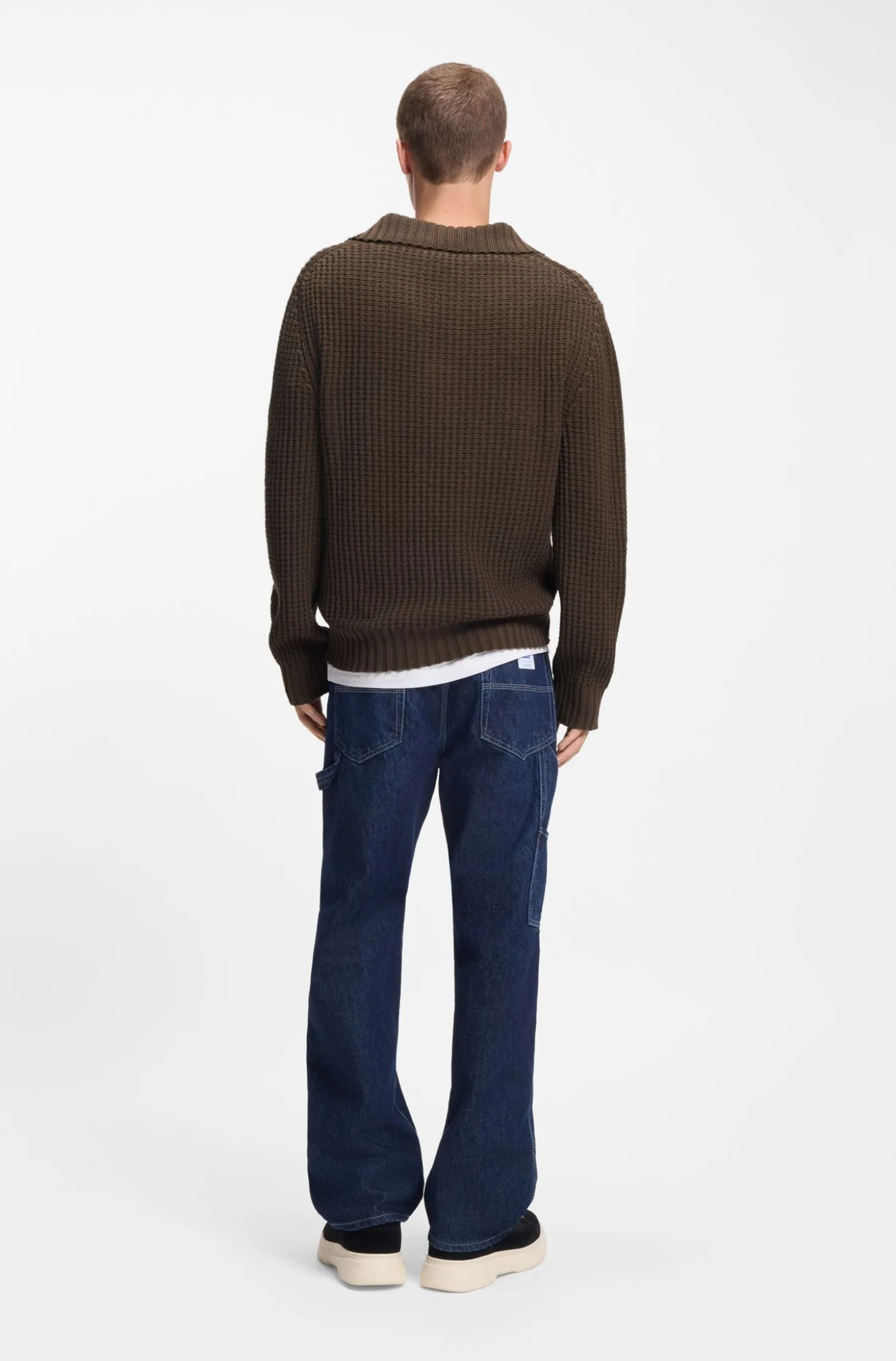 Oversized-fit waffle-structured sweater with Johnny collar