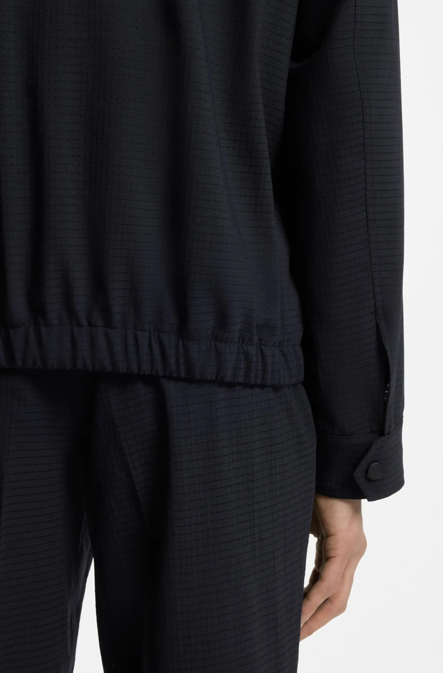 Packable relaxed-fit overshirt in a washable wool blend