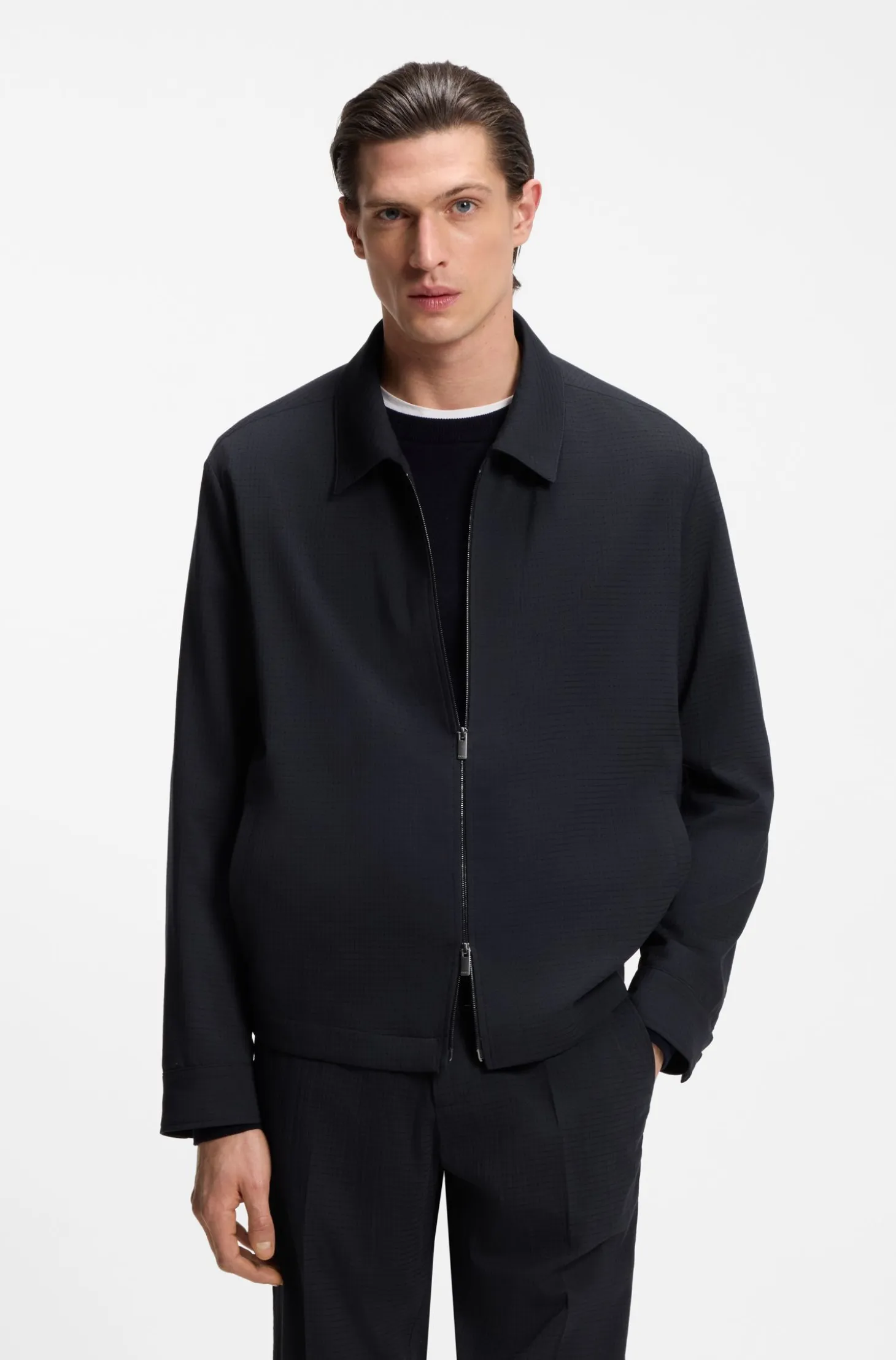 Packable relaxed-fit overshirt in a washable wool blend