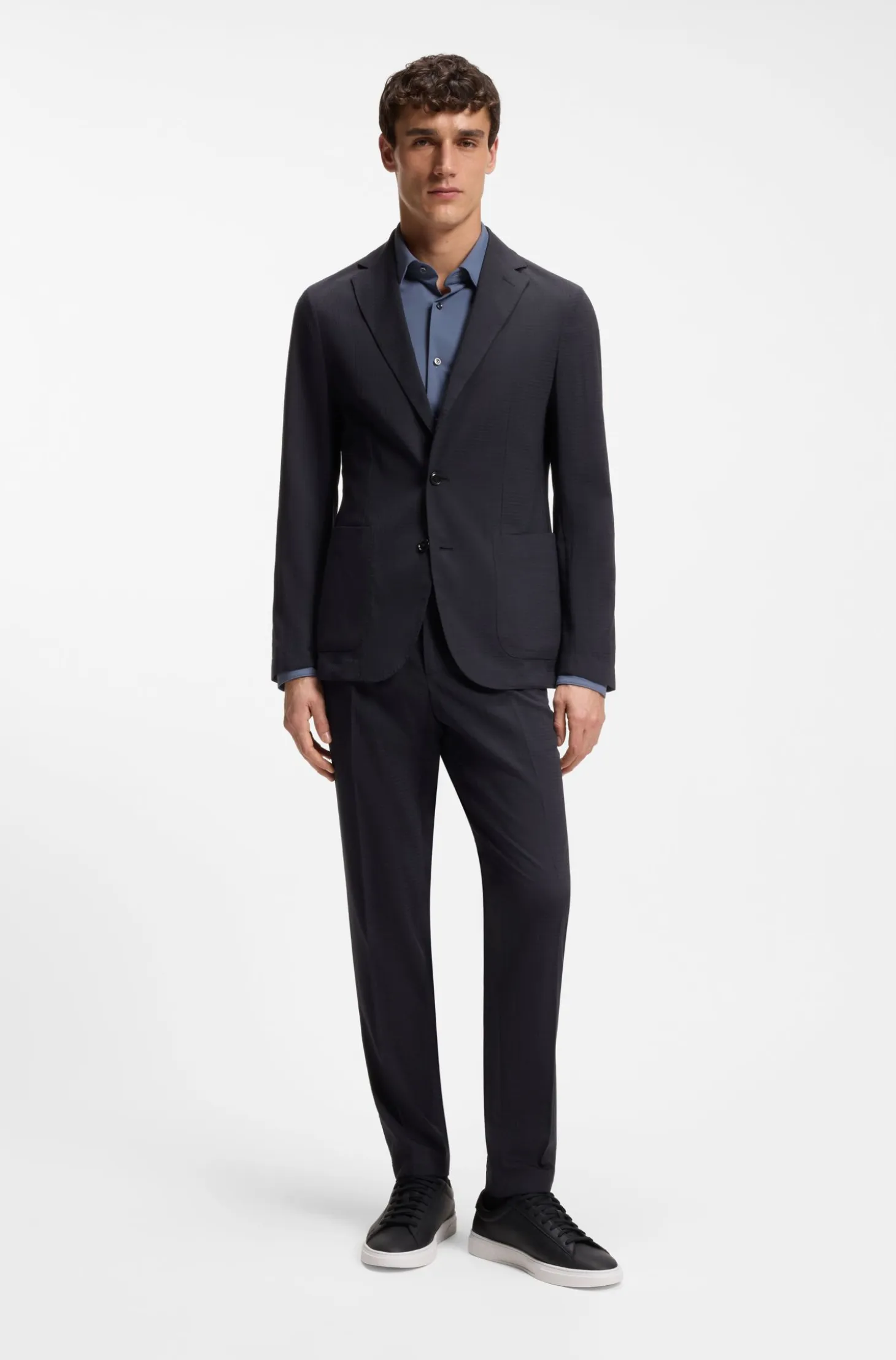 Packable slim-fit trousers in a washable wool blend