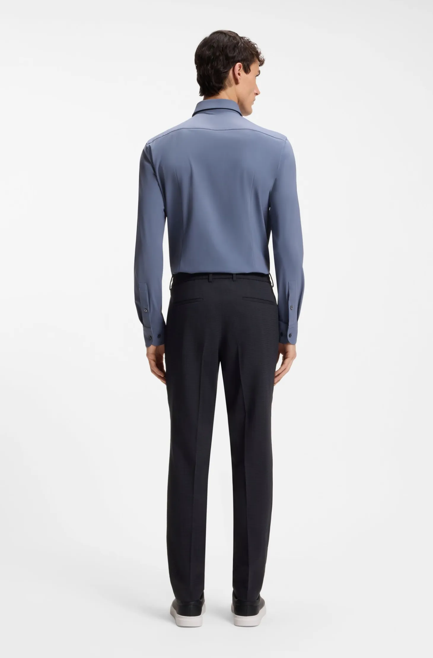 Packable slim-fit trousers in a washable wool blend