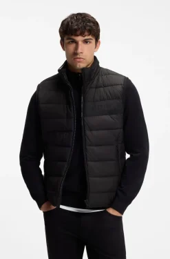 Padded gilet with a protective stand collar