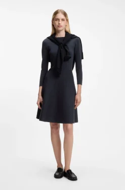 Patterned boat-neck dress in a stretch knit