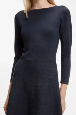 Patterned boat-neck dress in a stretch knit