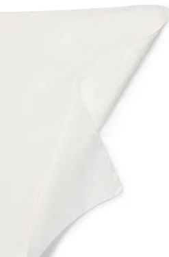 Pocket square in fine silk twill