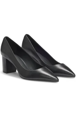 Pointed-toe pumps in nappa leather with chunky heel