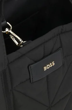 Quilted tote bag with logo patch