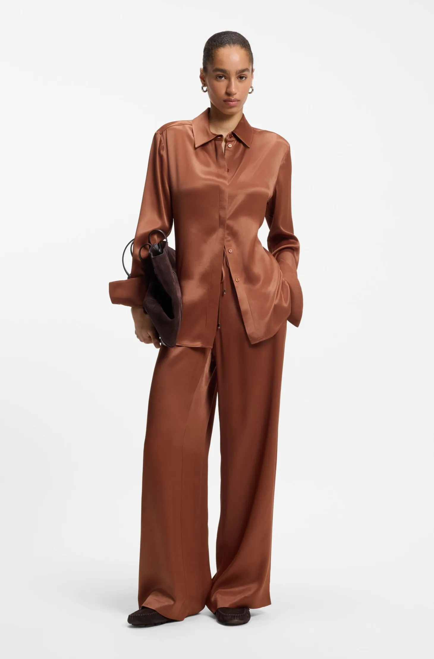 Regular-fit blouse in soft, shiny fabric