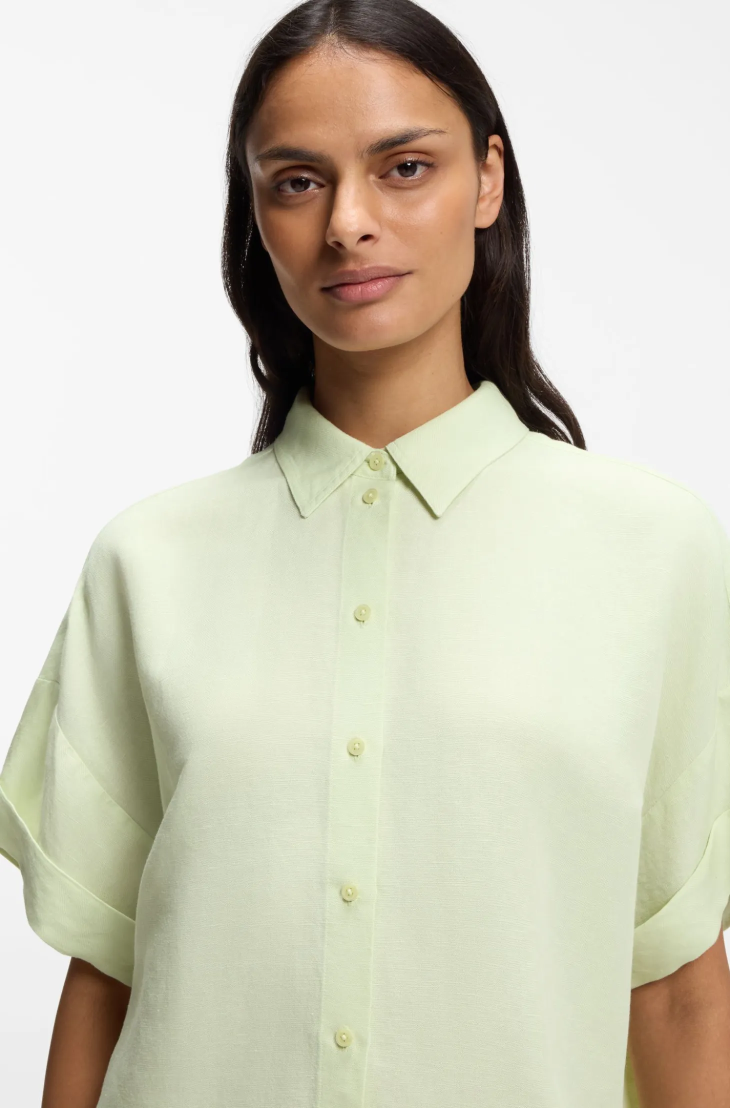 Regular-fit blouse with rolled cuffs