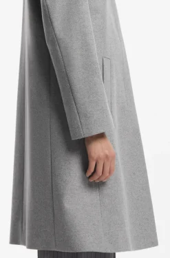 Regular-fit coat in a wool blend