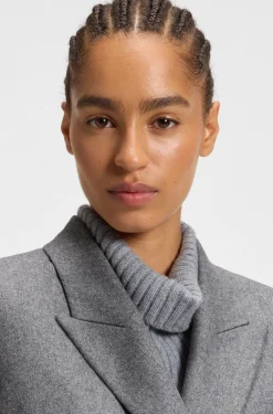 Regular-fit long-length blazer in soft flannel