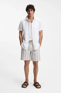 Regular-fit shirt in cotton poplin