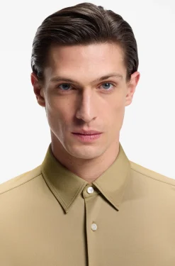 Regular-fit shirt in performance-stretch Oxford jersey