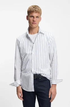 Regular-fit shirt in printed cotton poplin